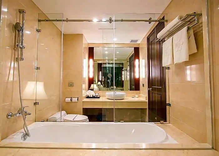 Sai Gon Hotel 4*