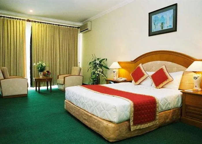 Hotel Sai Gon Hạ Long