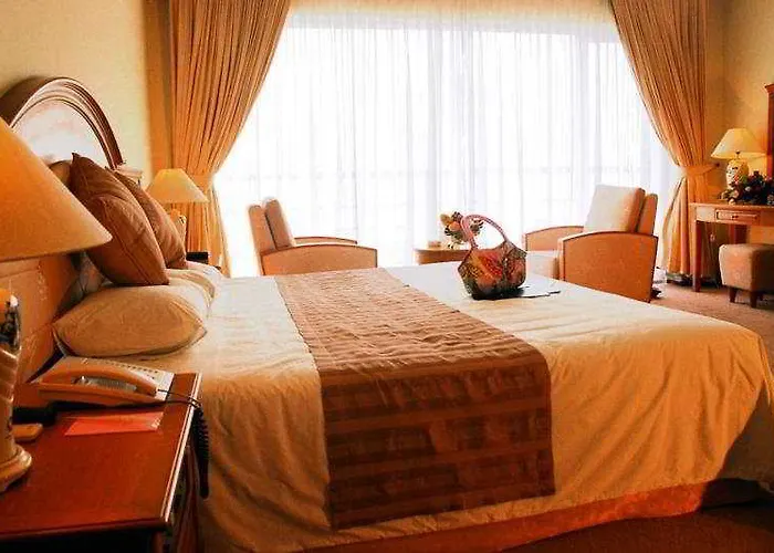 Sai Gon Hotel 4*